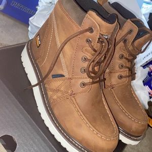 Ariat Womens waterproof work boot